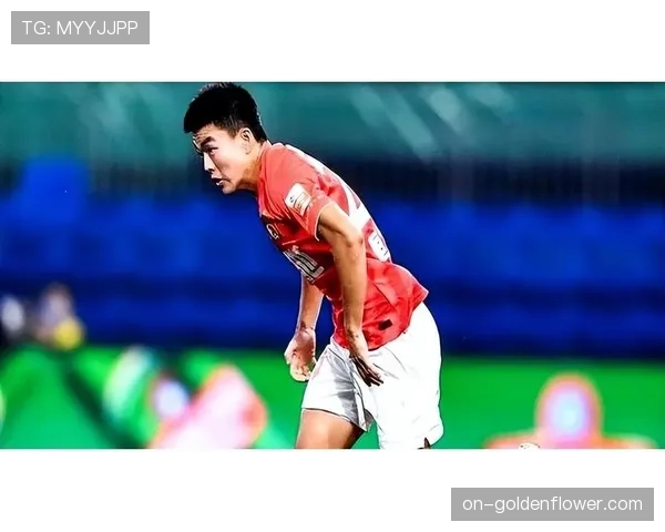 【2026年4月CBA联赛赛事内容国际化趋势·赛后·特写终场哨响，浙江稠州主帅王世龙与辽宁主帅杨鸣拥抱，并用英语简单交流。